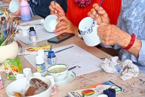 Visite "Du bout des doigts" - Une tasse pour Noël (Atelier de peinture)
