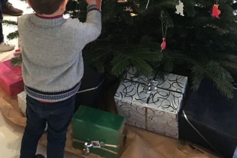 Mes premiers pas au musée - Des cadeaux sous le sapin